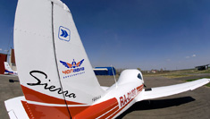 Красивый самолет Tecnam